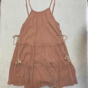 The Hanger Rose Flowy Dress Size S